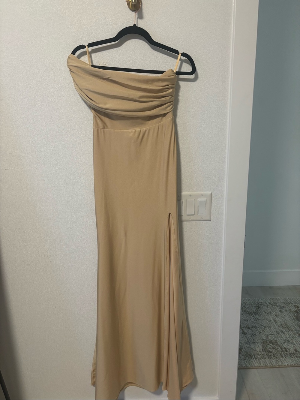 Alamour The Label One-Shoulder Ruched Gold Evening Gown